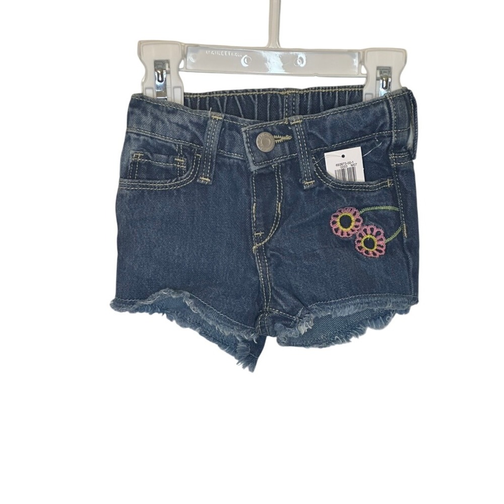 Old Navy Baby Girl‎ Denim Shorts Daisy Applique Raw Hem 0-3M NWT - Picture 2 of 5